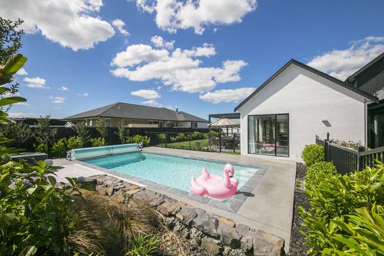 65 Pohutukawa Parade Riverhead_11