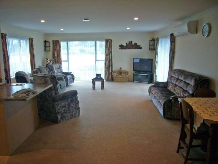 6 Salisbury Street Dannevirke_9