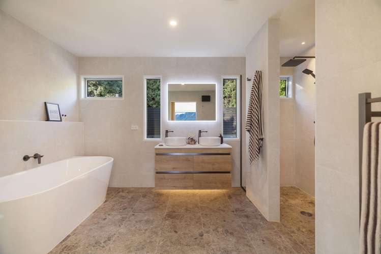 7a Galway Court Queenstown_13