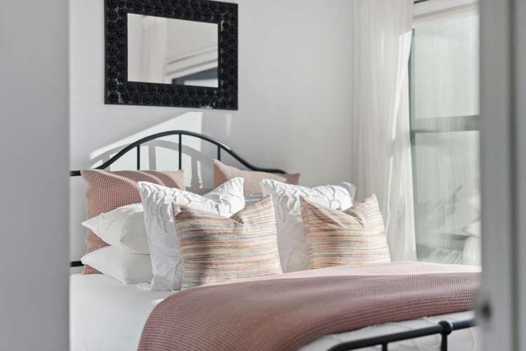 2 Pottery Crescent Hobsonville_14
