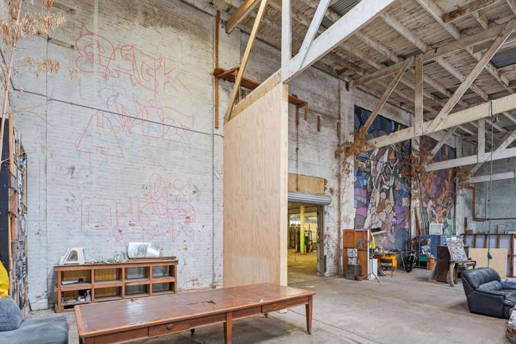 42 Bedford Avenue Gonville_11