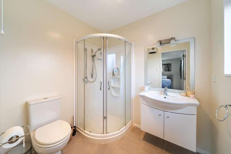 9 Molyneux Close Whitby_21