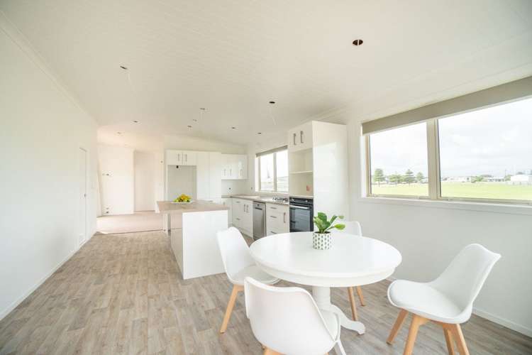 27 Hall Place Foxton Beach_4