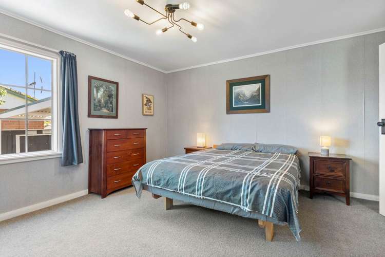 2 Buchanan Road Kingseat_8