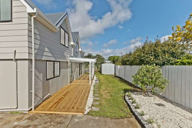 2/8 Gladstone Road Northcote_2