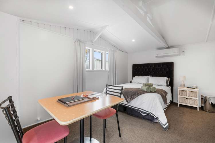 75 Appleby Crescent Burnside_13