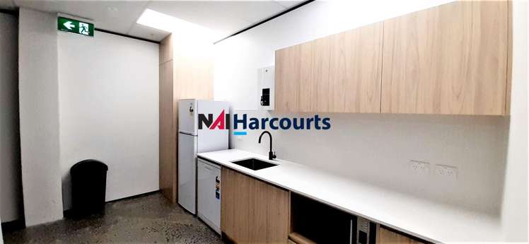 Suites/138 Hurstmere Road Takapuna_10