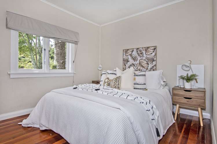 631 Kamo Road Kamo_10