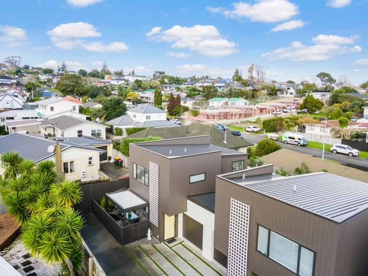 122d Moore Street Howick_27