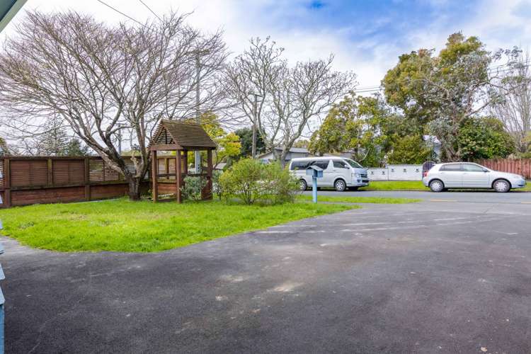 18 Geneva Place Blockhouse Bay_10