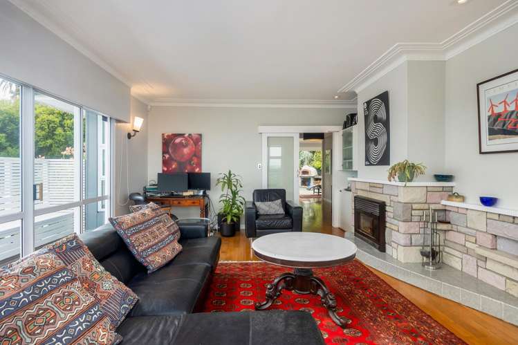 12 Pickens Crescent Mount Albert_14