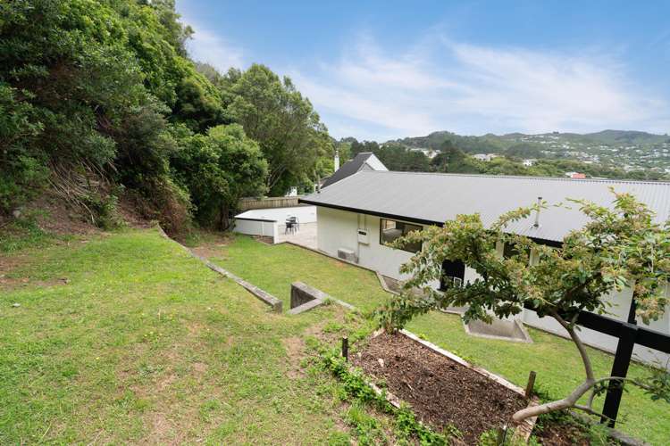 98 Allington Road Karori_14
