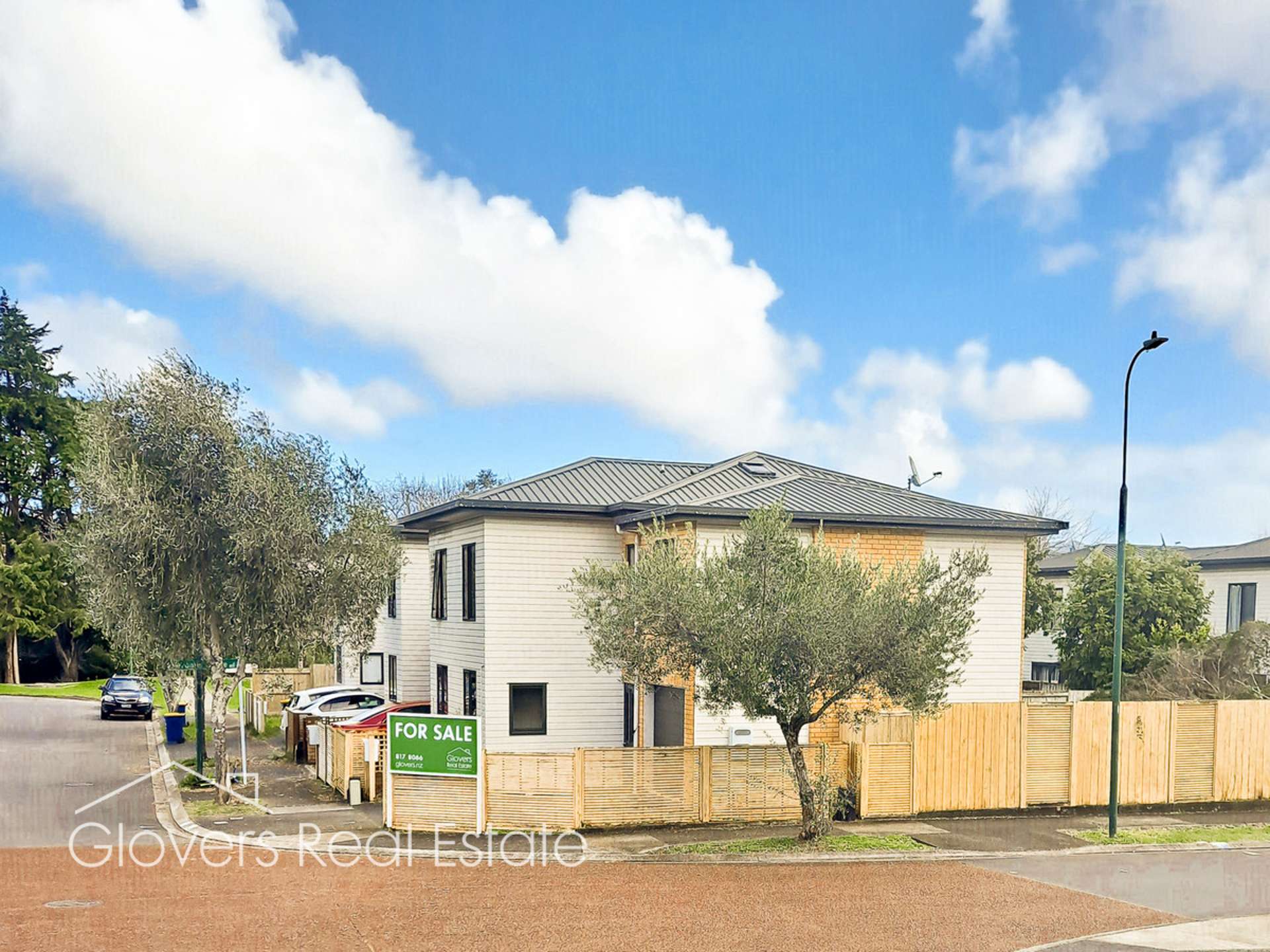 62 Verdale Circle Glen Eden_0