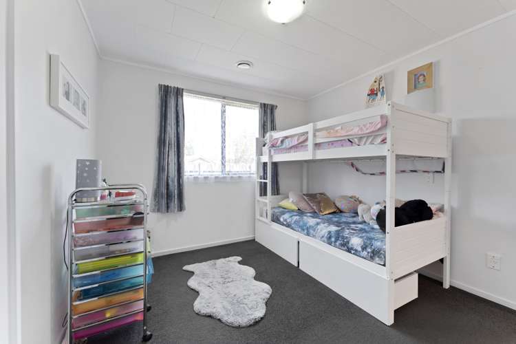 46 Seaforth Avenue Milson_8