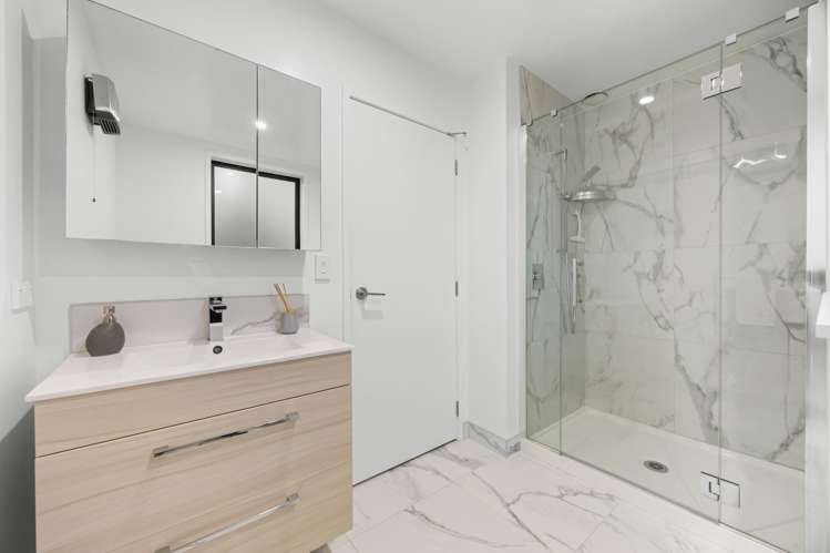 4/14 Wilsher Crescent Henderson_16