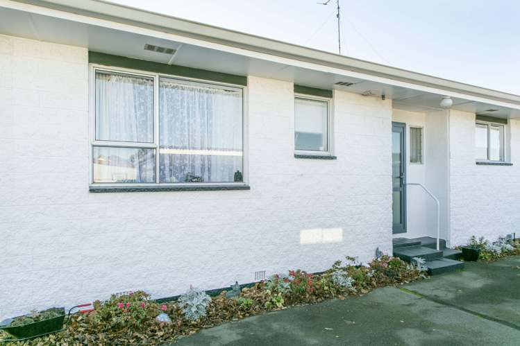 2/195 Walnut Avenue Ashburton_16