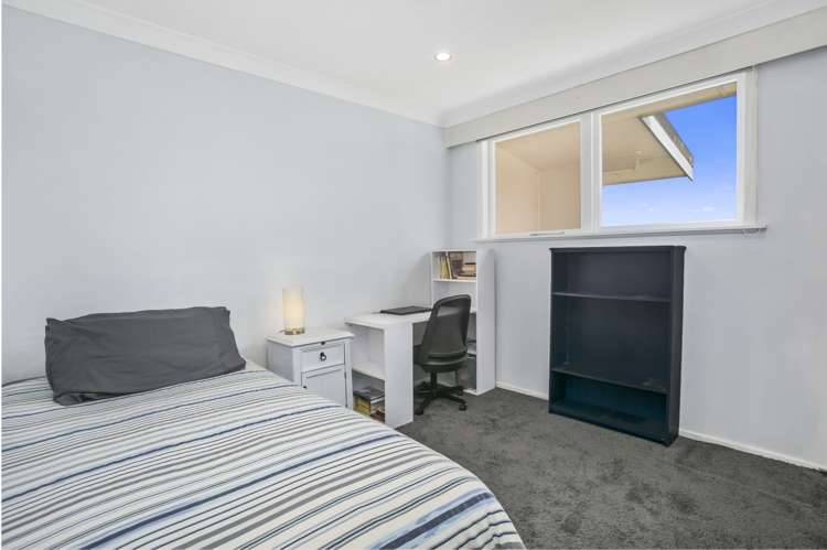 220 Dowse Drive Maungaraki_9