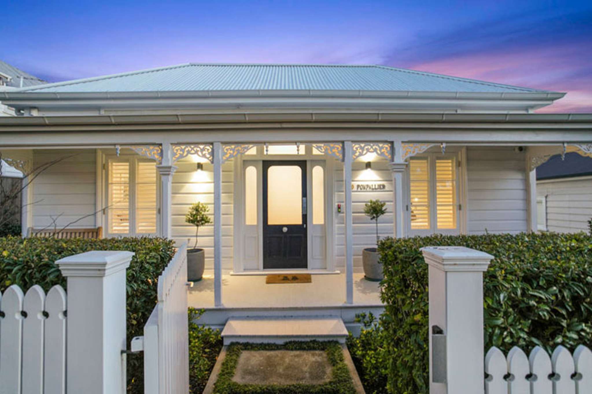 Listed at 11am, offer by 11.30: Ponsonby villa feels market heat