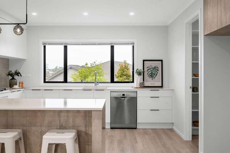 24 Drower Glen Flagstaff_7