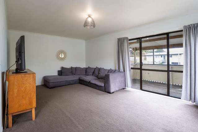 10 James Cook Drive Welcome Bay_4