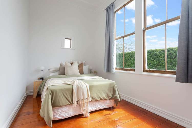 205 Mount Smart Road Onehunga_14