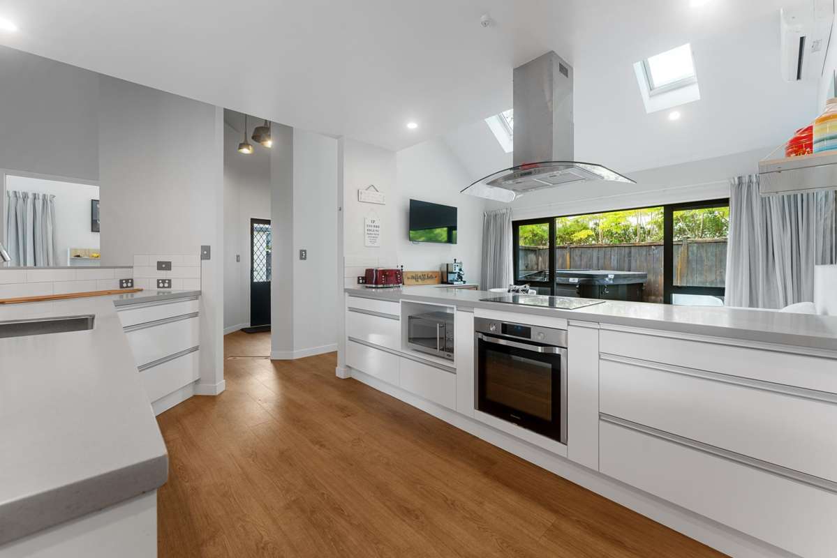 2/8 Phillip Parade_2