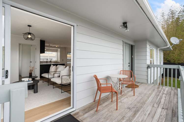 30A Vodanovich Road Te Atatu South_15