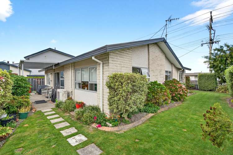 35 Oak Street Masterton_19