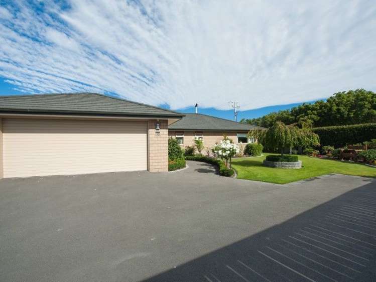 10 Nottinghill Drive Springlands_18