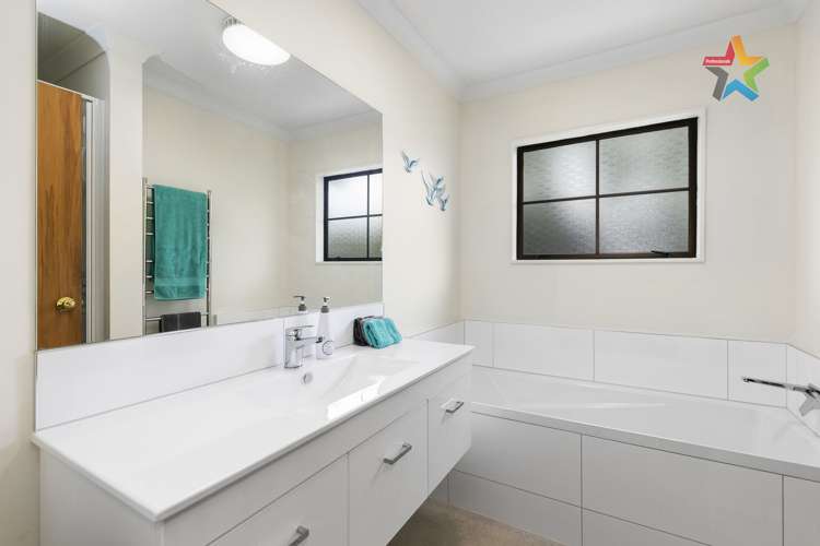 16b Wilford Street Woburn_11