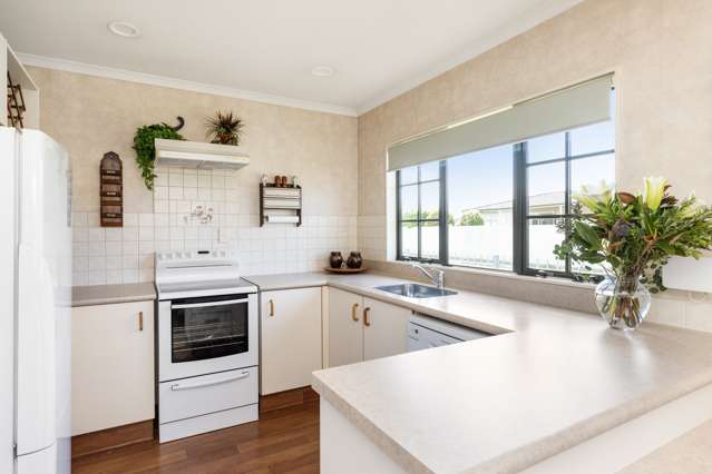 6/2A Spriggs Crescent Greenmeadows_1