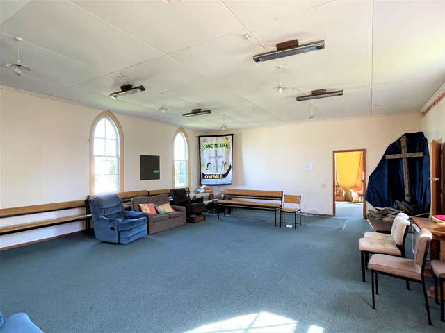 35 Main Road Owaka_2