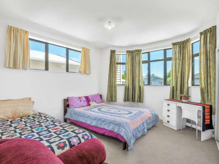 48 Barbour Street Waltham_12