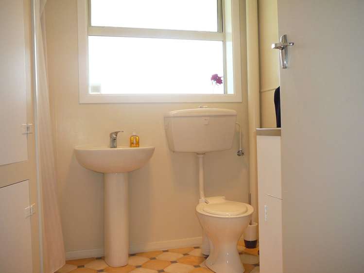 128 Hazlett Street Clyde_14