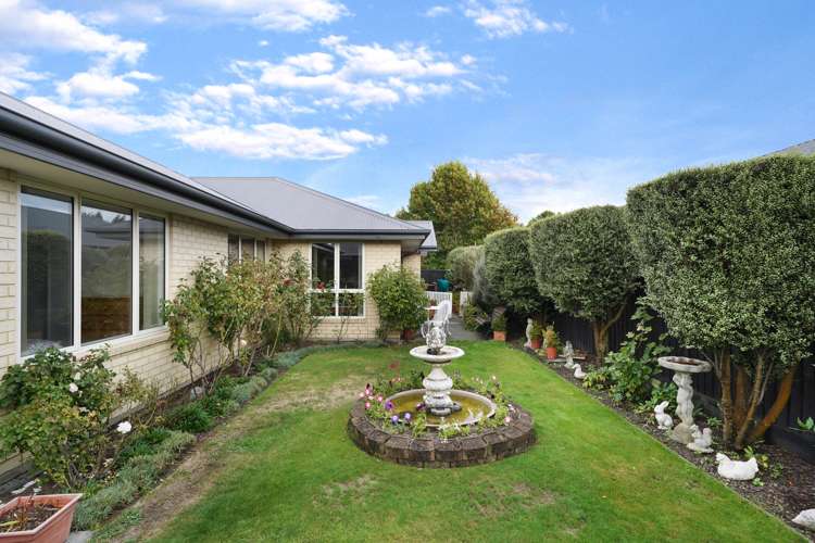 10 Charlie Stanton Place Shirley_17