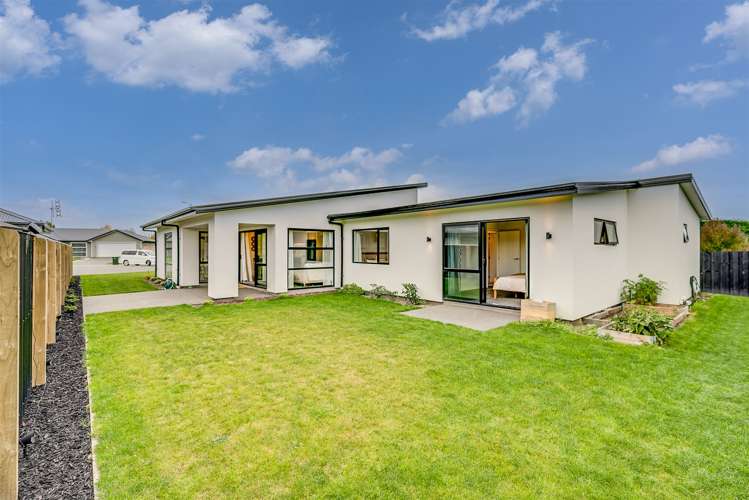 8 Jim Hickey Way Rolleston_1