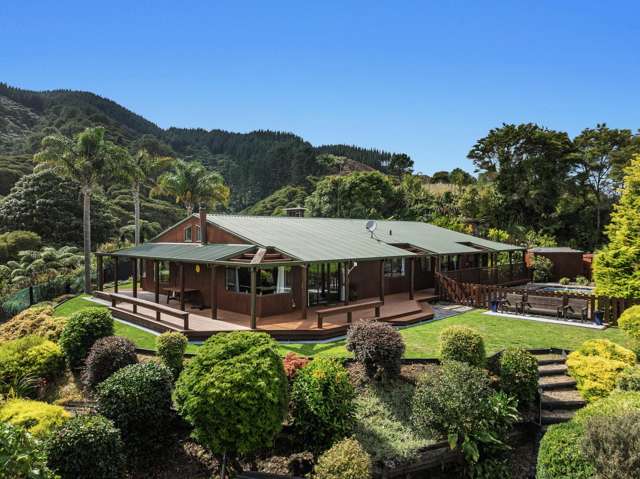 Privacy + views - 10 minutes from CBD