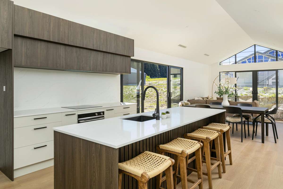 32 Stonehenge Road_2