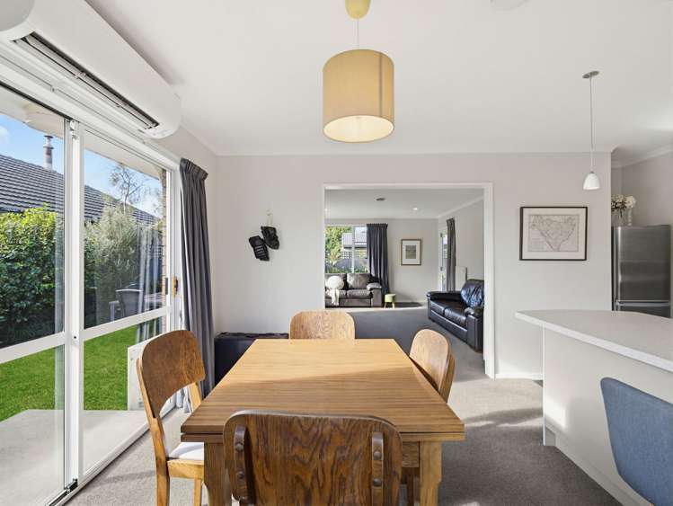 2/63 Gainsborough Street Hoon Hay_9