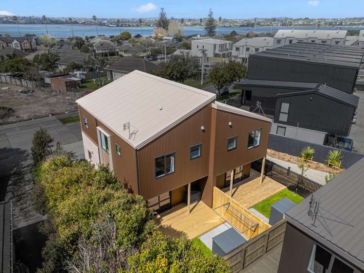 51 Kawiti Avenue Point England_14