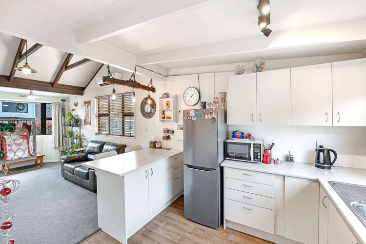 41 Benmore Street Glenwood_12