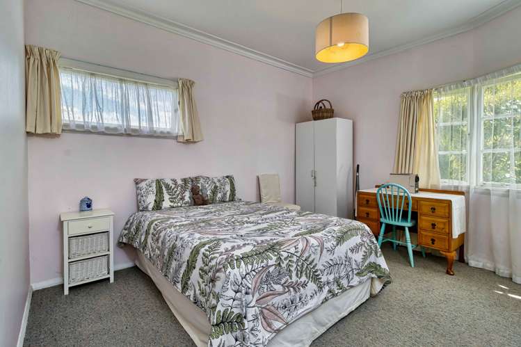 908 Clive Street Akina_5