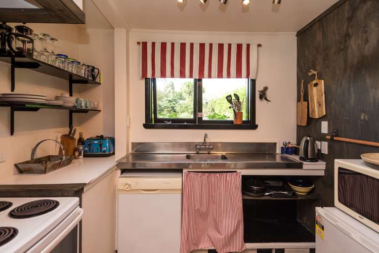 3a Princes Street Waikari_11