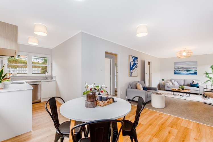 84 Coast Road Wainuiomata_6