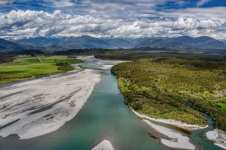 91 Beach Road Kakapotahi_44