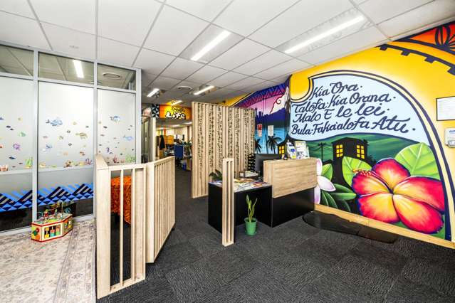 14 Fair Mall Otara_2