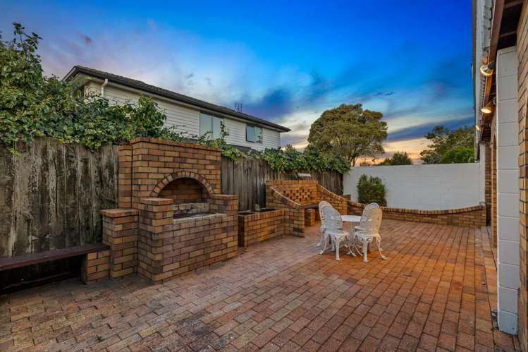 1/100 Titirangi Road New Lynn_36