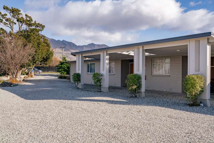 47-51 Manuka Crescent Wanaka_13