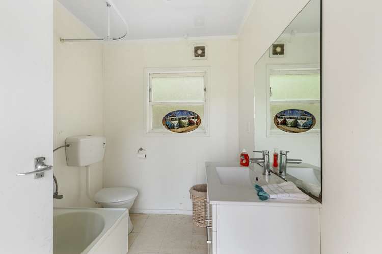 5 Chella Way Khandallah_11