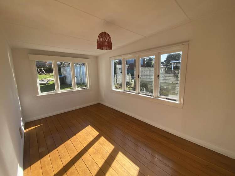 2/1050 Bank Street 11385_5
